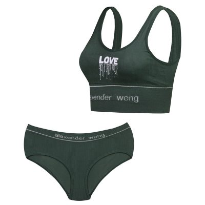 ست نیم تنه و شورت ورزشی زنانه مدل 4621