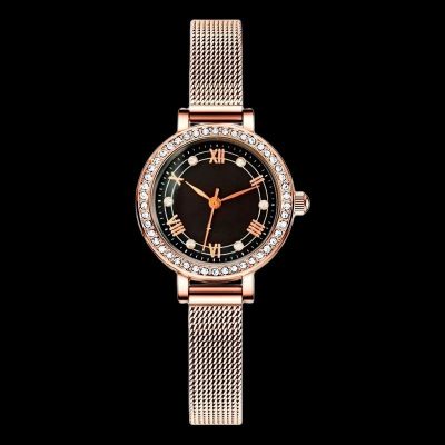 ساعت مچی عقربه‌ای کوارتز زنانه مدل حصیری دورنگین کد 001